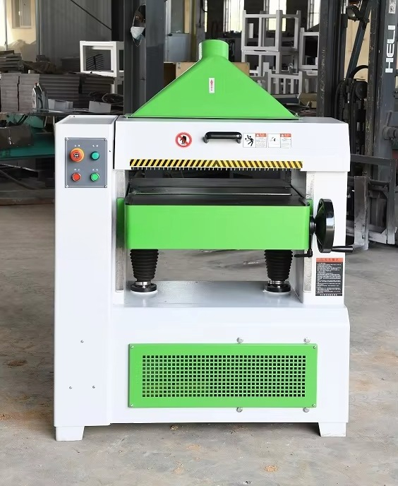 Raboteuse à bois robuste 16/20 - Woodworking Factory avis et prix